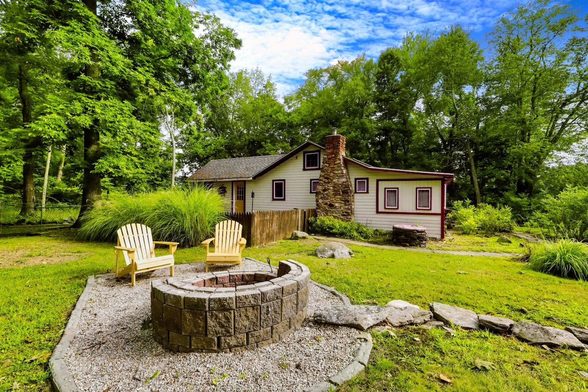Lake - PetsOK - Wi-Fi - W&D - Fire Pit - Kayaks — Coventry, CT — vacation rental