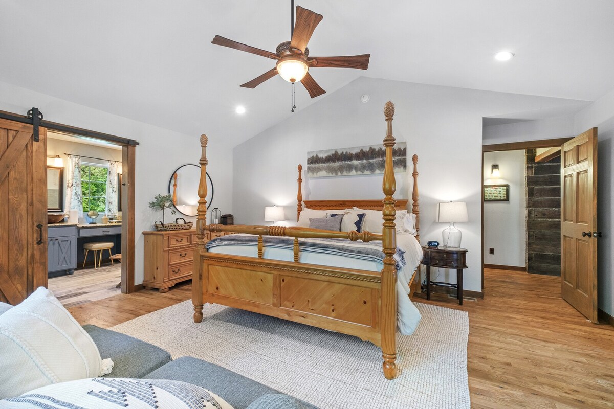 Sunset Cabin - Secluded retreat on Beaver Lake 5