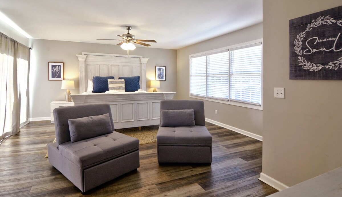 The Cottage House - Family Friendly, Close to GSU! 4