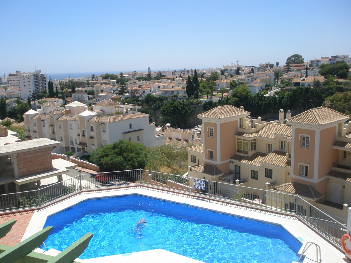 SHR010 Amplio apartamento con piscina cerca de la playa — Nerja, Andalucía — vacation rental