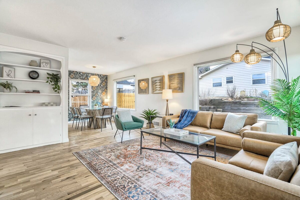 El Sereno Ascent! Pet-Friendly Executive Home โ Colorado Springs, CO โ vacation rental