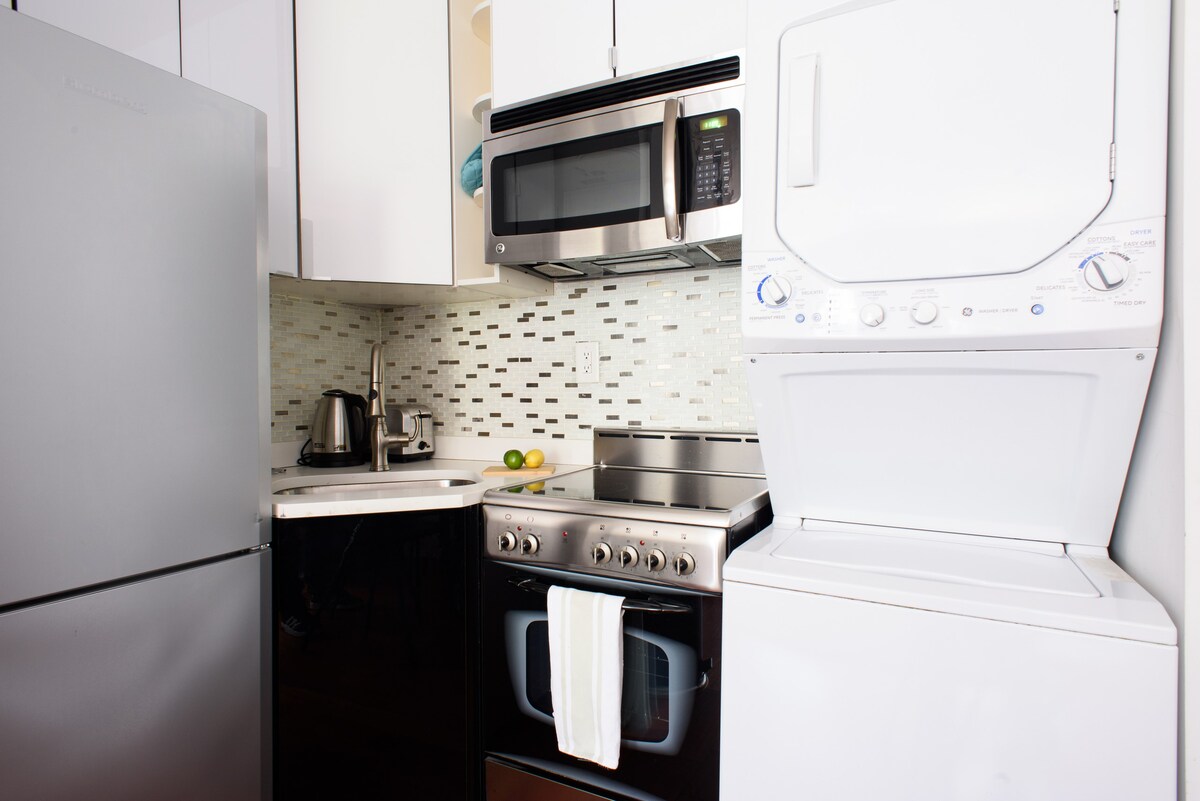 24-10 Studio in Prime Gramercy WD in Unit 5