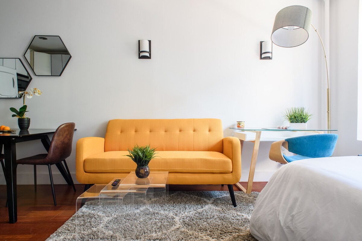 24-10 Studio in Prime Gramercy WD in Unit 3