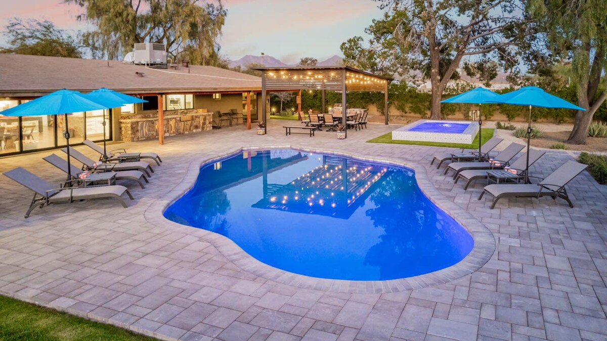 20 Person Hottub| Pickleball |Heated Pool|Putt Grn — Scottsdale, AZ — vacation rental