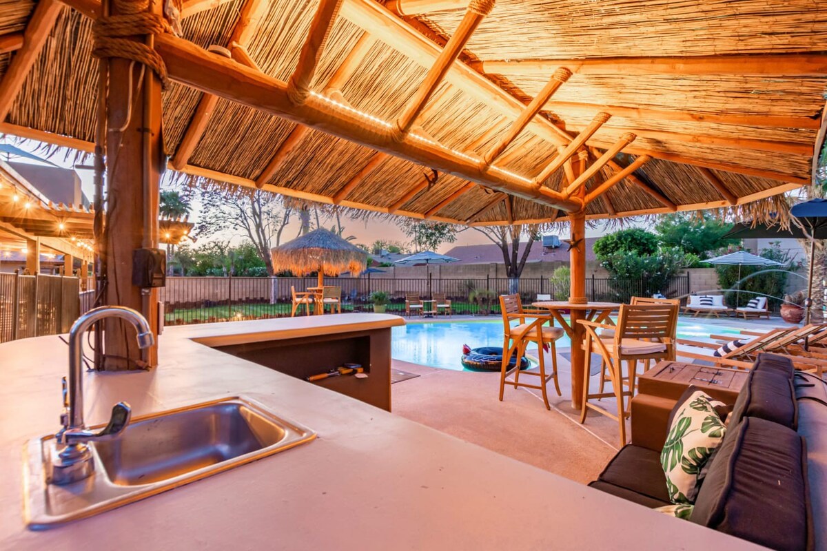Tiki Paradise w/Htd. Pool, Putt Grn. & Tiki Bar | Phoenix