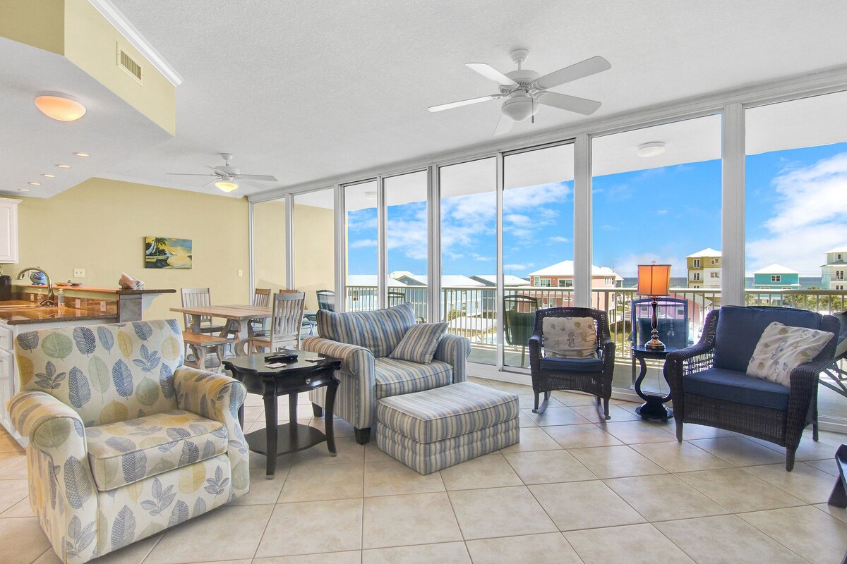 Sanibel 306- Pool, Beach, floor-2-ceiling windows — Gulf Shores, AL — vacation rental