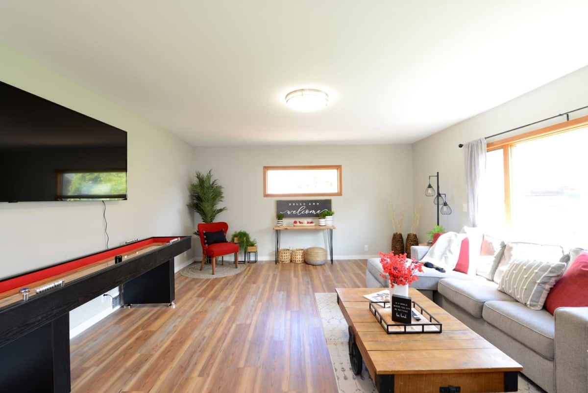 Completely Remodeled Home Blocks from NDSU and Downtown Fargo