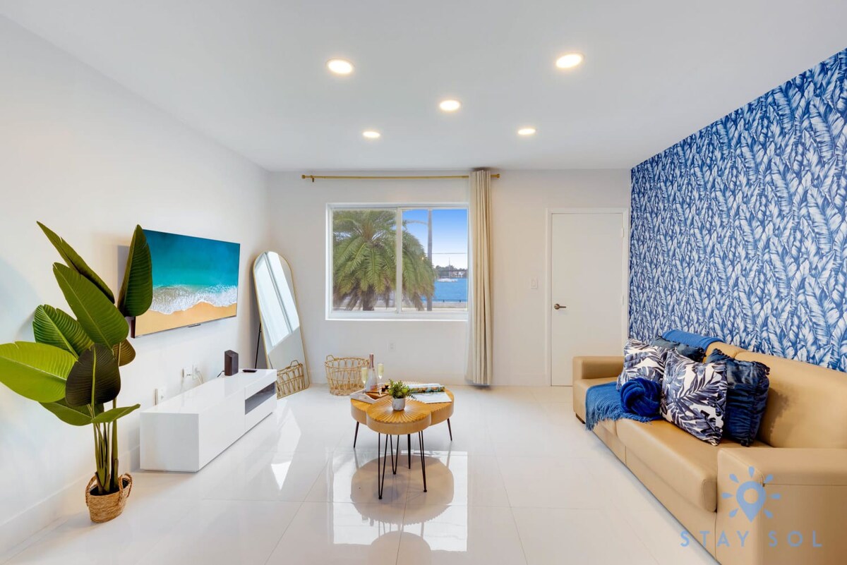 2BR: Bay View + Pool | Step To Beach — Hollywood, FL — vacation rental