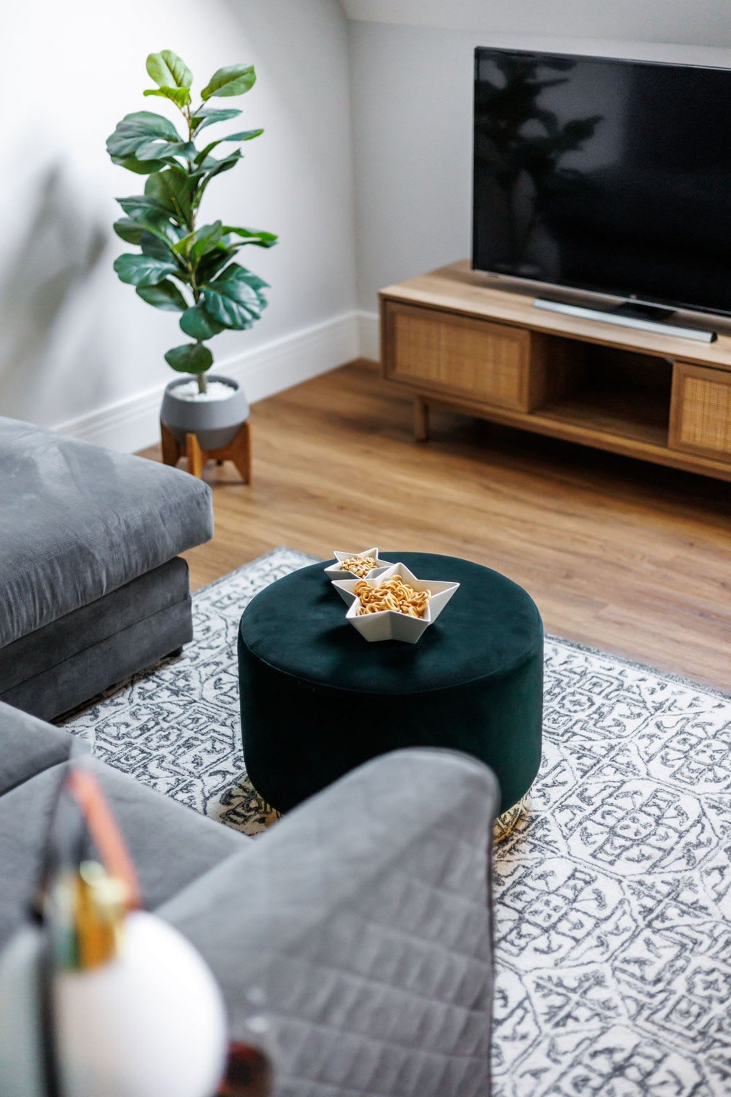 Wholesome Family 3-Bed, 2-Bath Apt; Free Gym & PKG