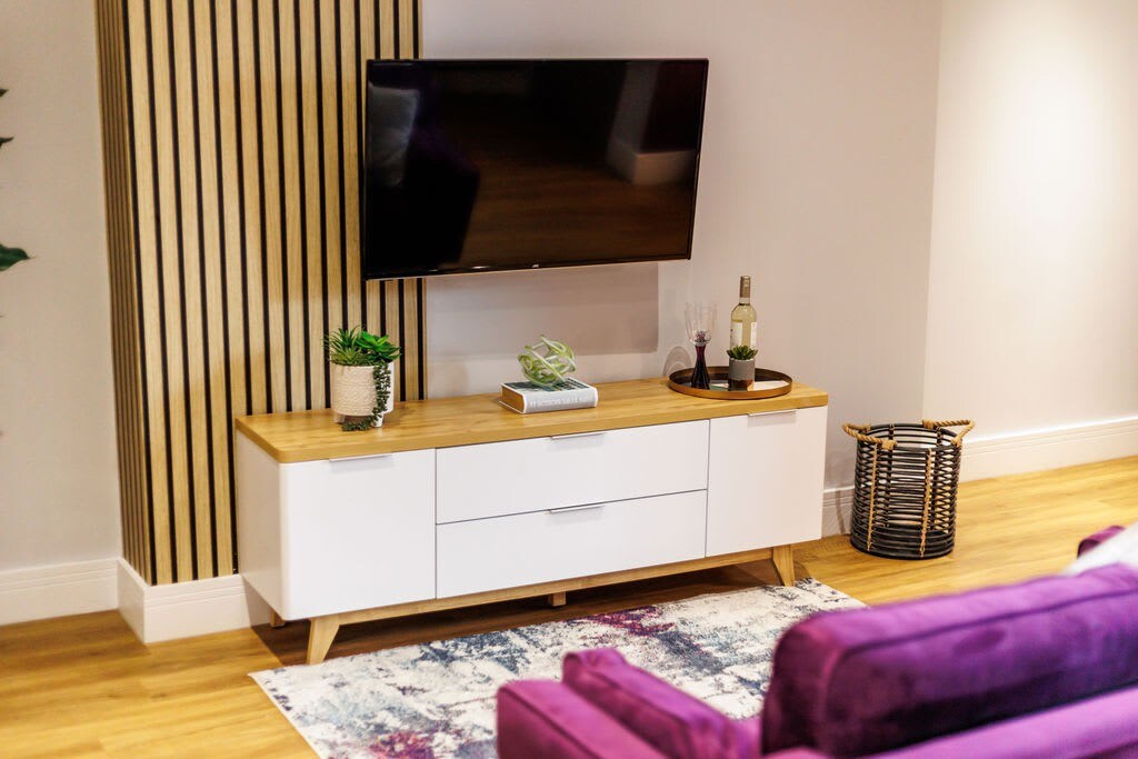 Elegant Seaside Studio Apt w/ Free Gym & Parking