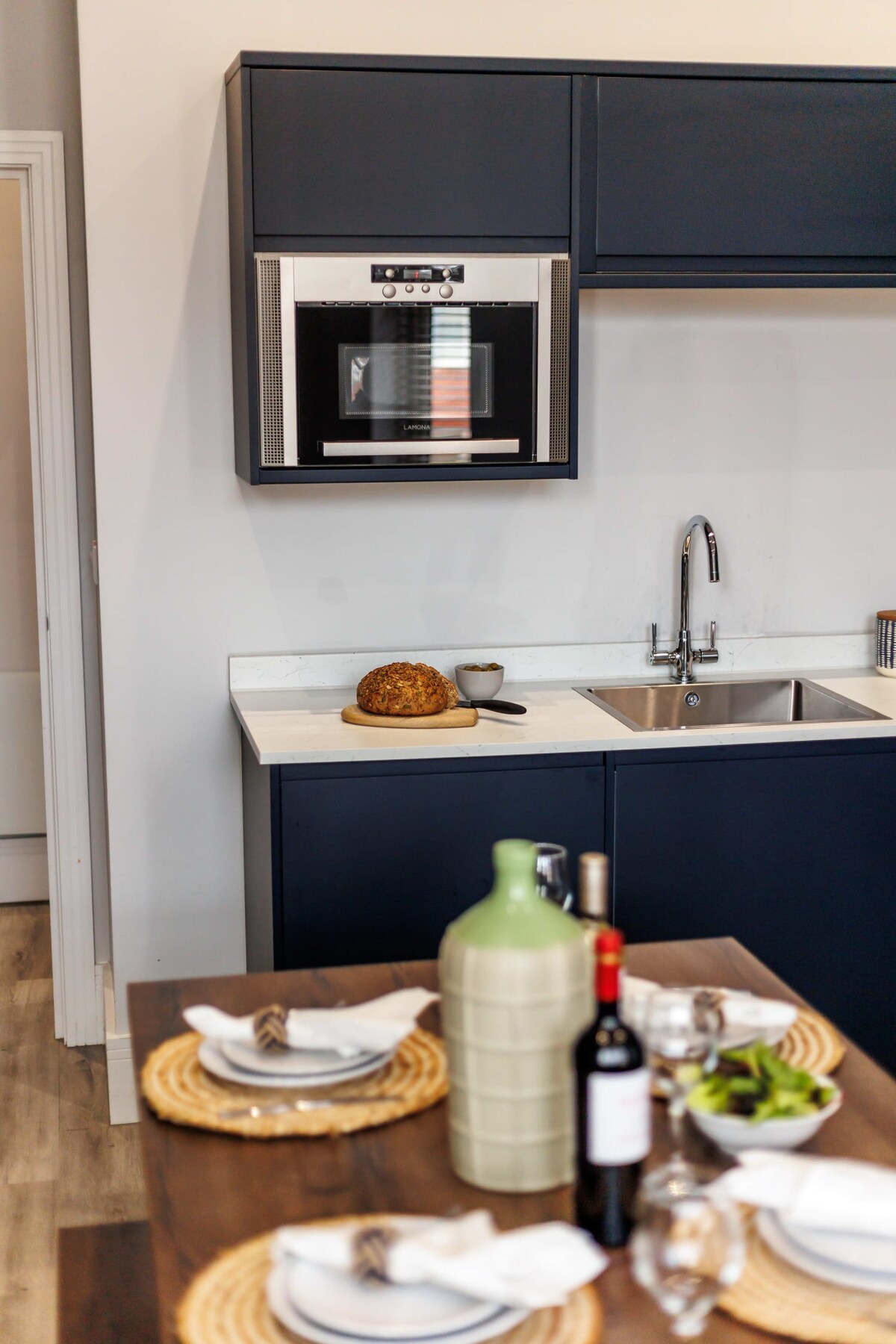 Gorgeous Family 2-Bed Apt w/ Free Gym & Parking