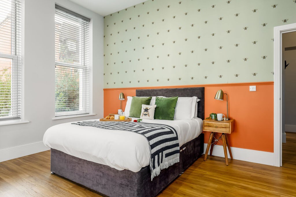 Classy, Coastal 1-Bed Apt w/ Free Gym & Wi-Fi