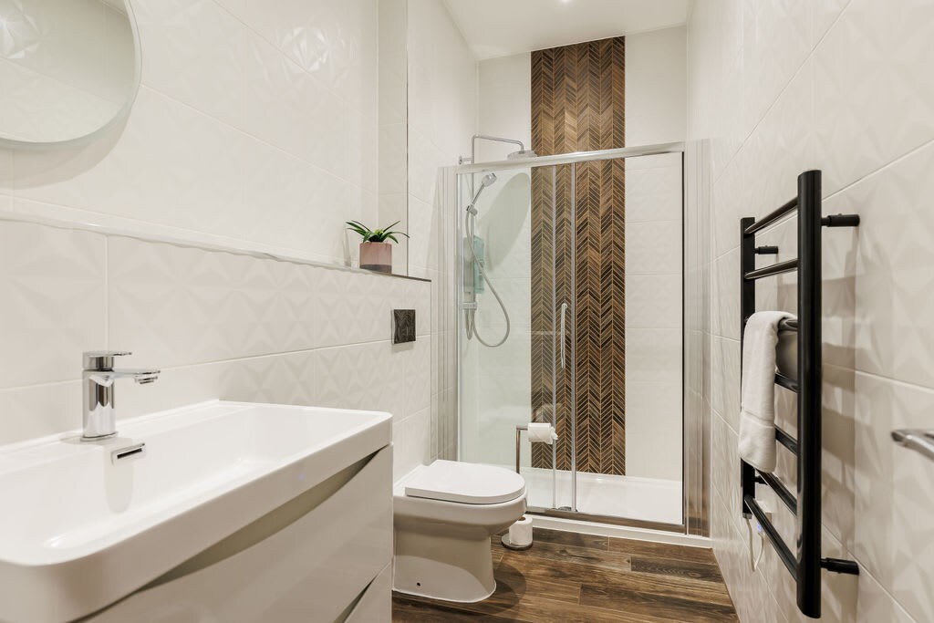 Classy, Coastal 1-Bed Apt w/ Free Gym & Wi-Fi