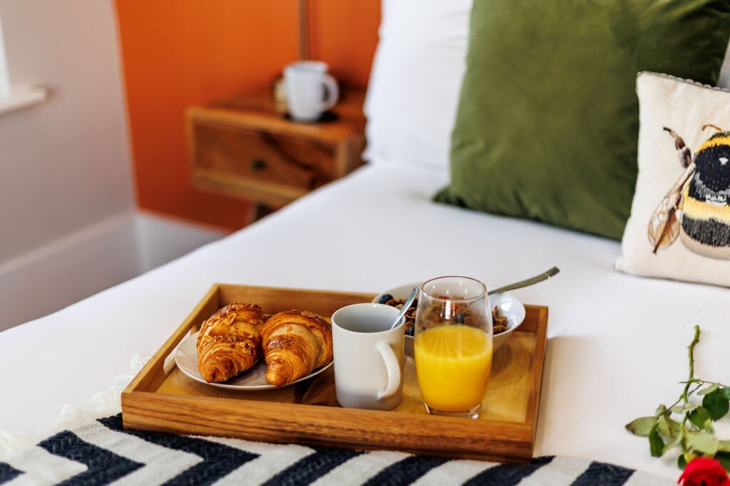 Classy, Coastal 1-Bed Apt w/ Free Gym & Wi-Fi