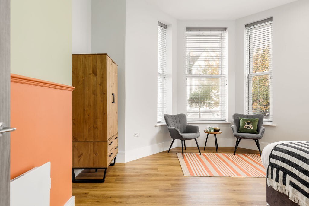 Classy, Coastal 1-Bed Apt w/ Free Gym & Wi-Fi