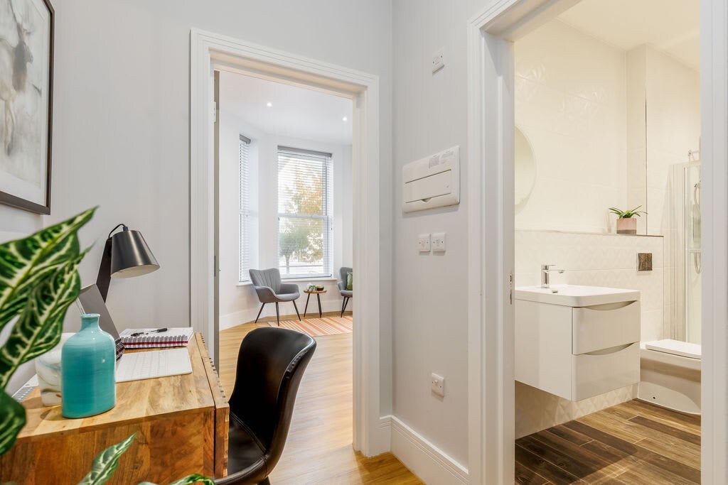 Classy, Coastal 1-Bed Apt w/ Free Gym & Wi-Fi