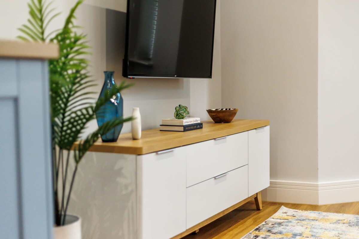 Private Garden Apt, w/ Free Gym, Parking & Wi-Fi