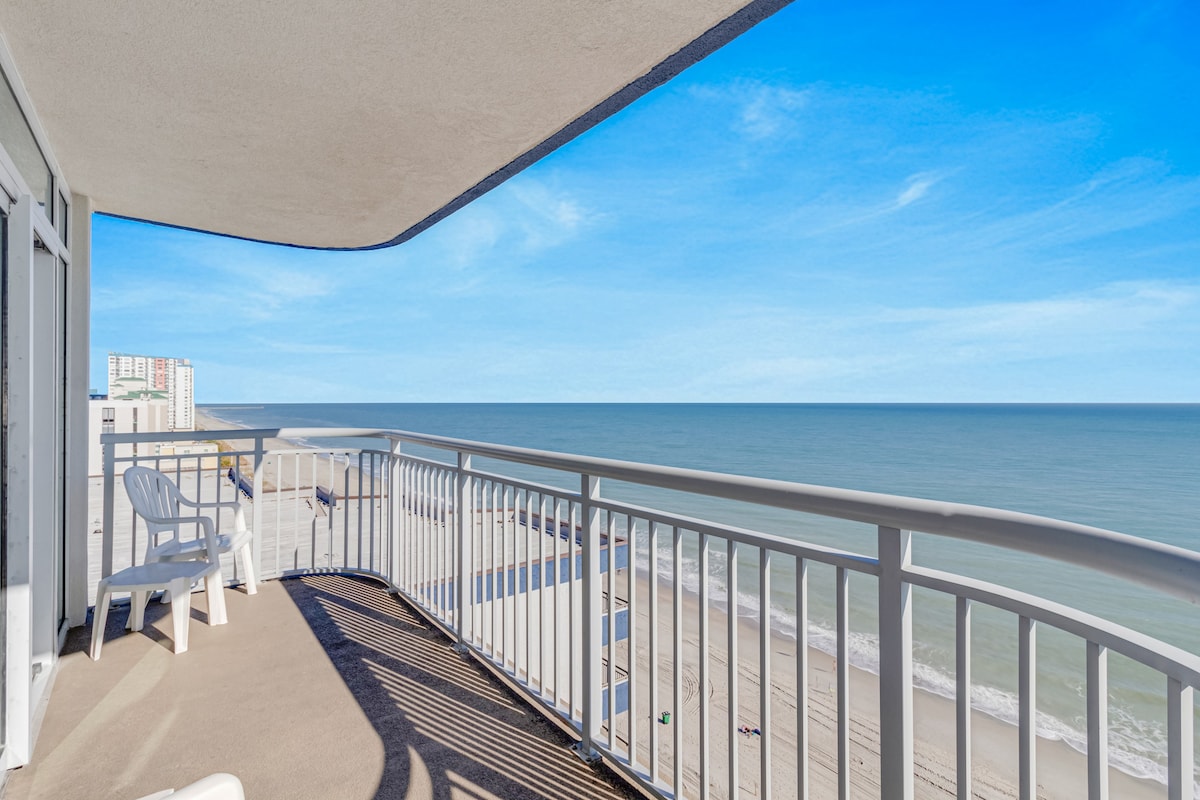 Oceanfront Luxury 4BR Condo w/ Large Balcony & Pool — Myrtle Beach, SC — vacation rental
