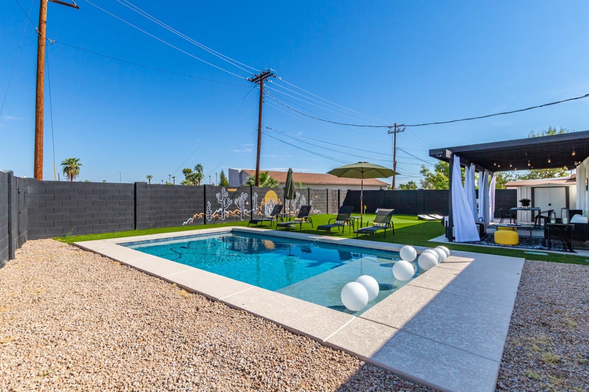 Scottsdale Retreat | Pool, Putt & 2 King Suites — Scottsdale, AZ — vacation rental