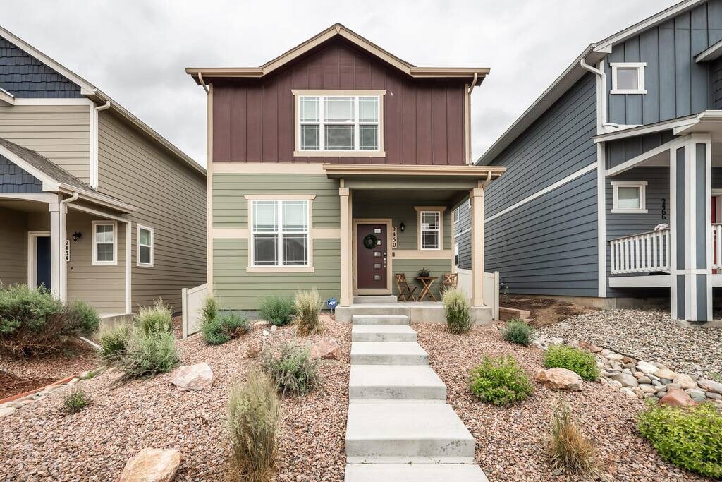 Pioneer Retreat! Downtown High-End Haven โ Colorado Springs, CO โ vacation rental