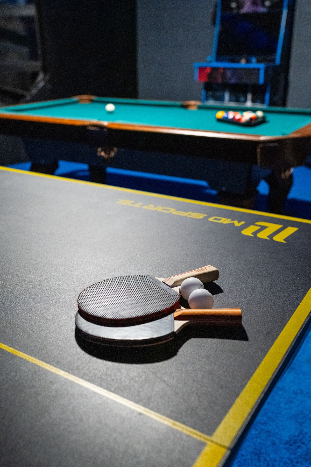 Heated Pool + Lazy River + FREE Waterpark!