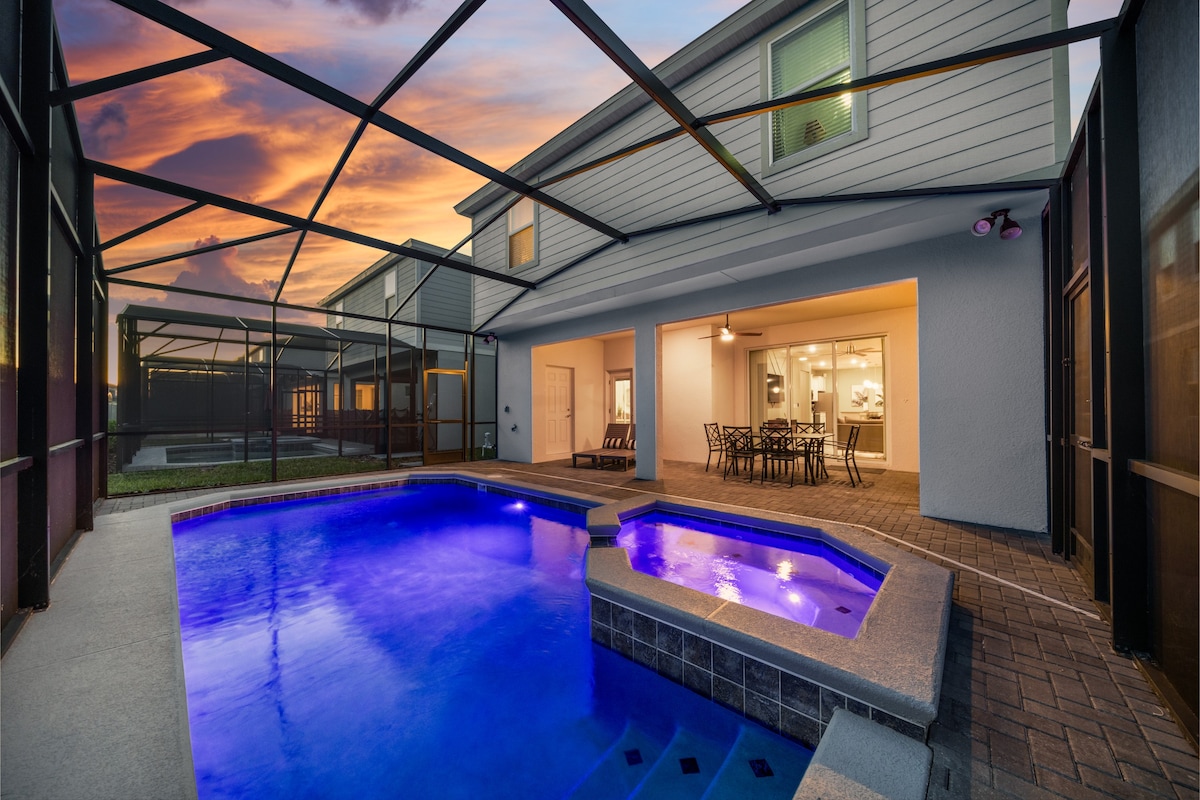 Themed 7BR home w/ heated pool & game room