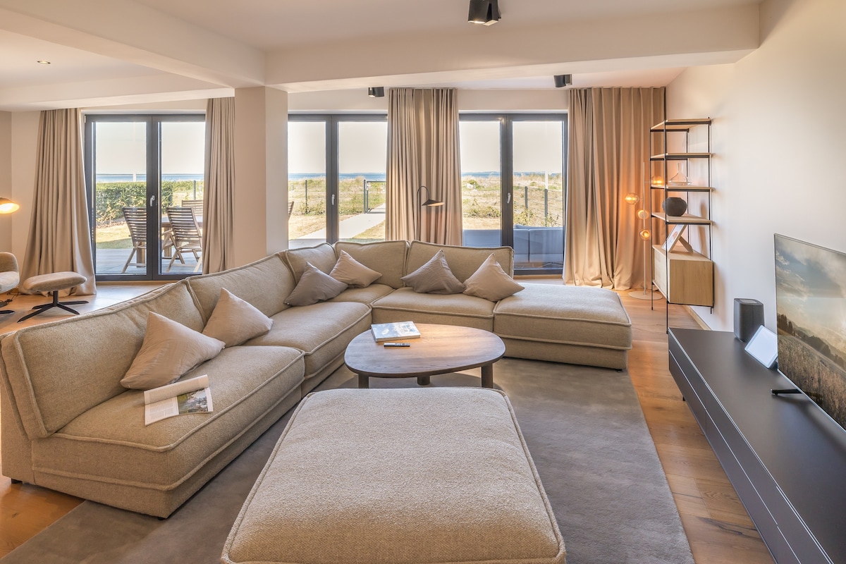 Luxury by the sea with home cinema & wellness  — Glowe, Mecklenburg-Vorpommern — vacation rental