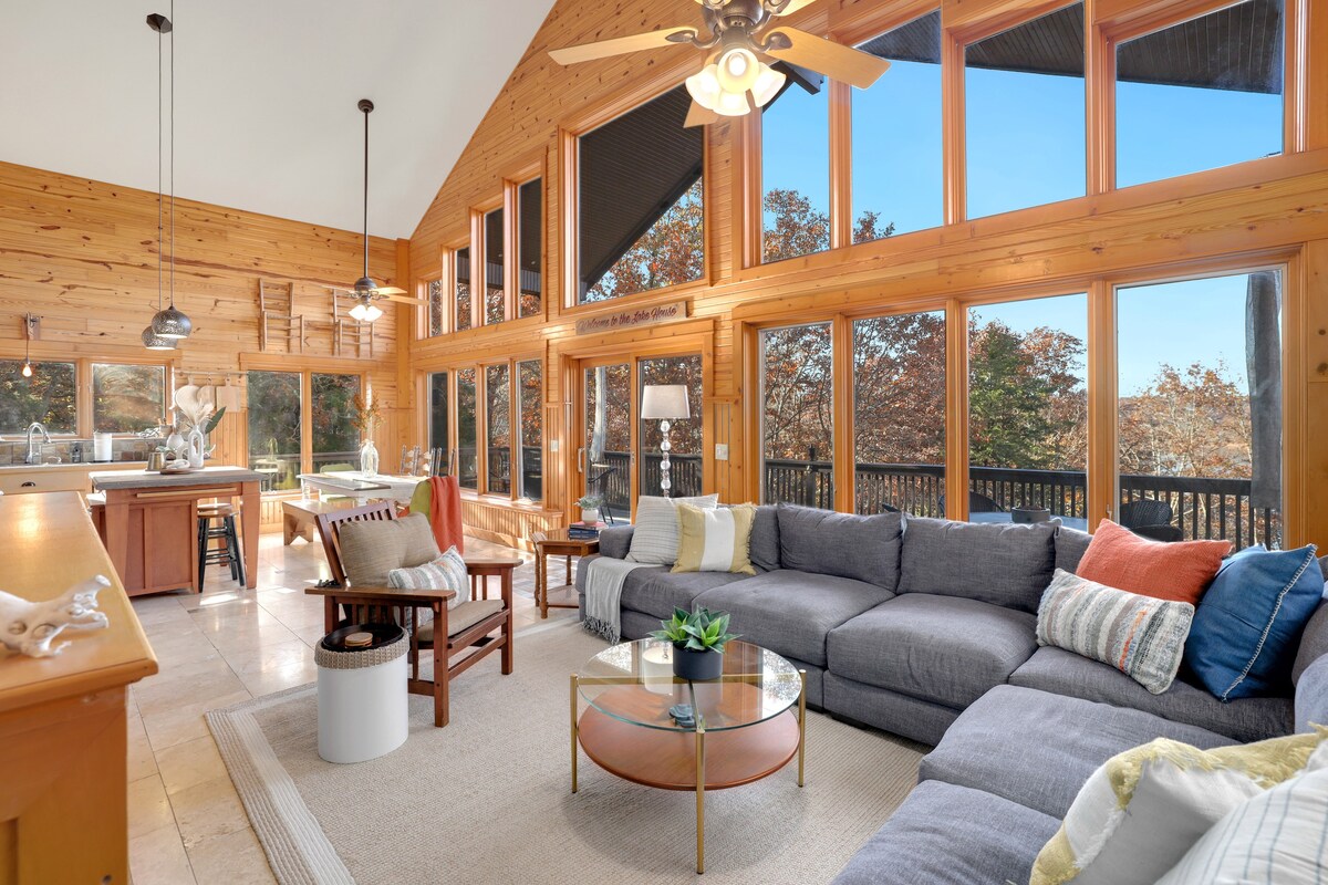 Kindred Hollow - Lake & Mountain Views 2