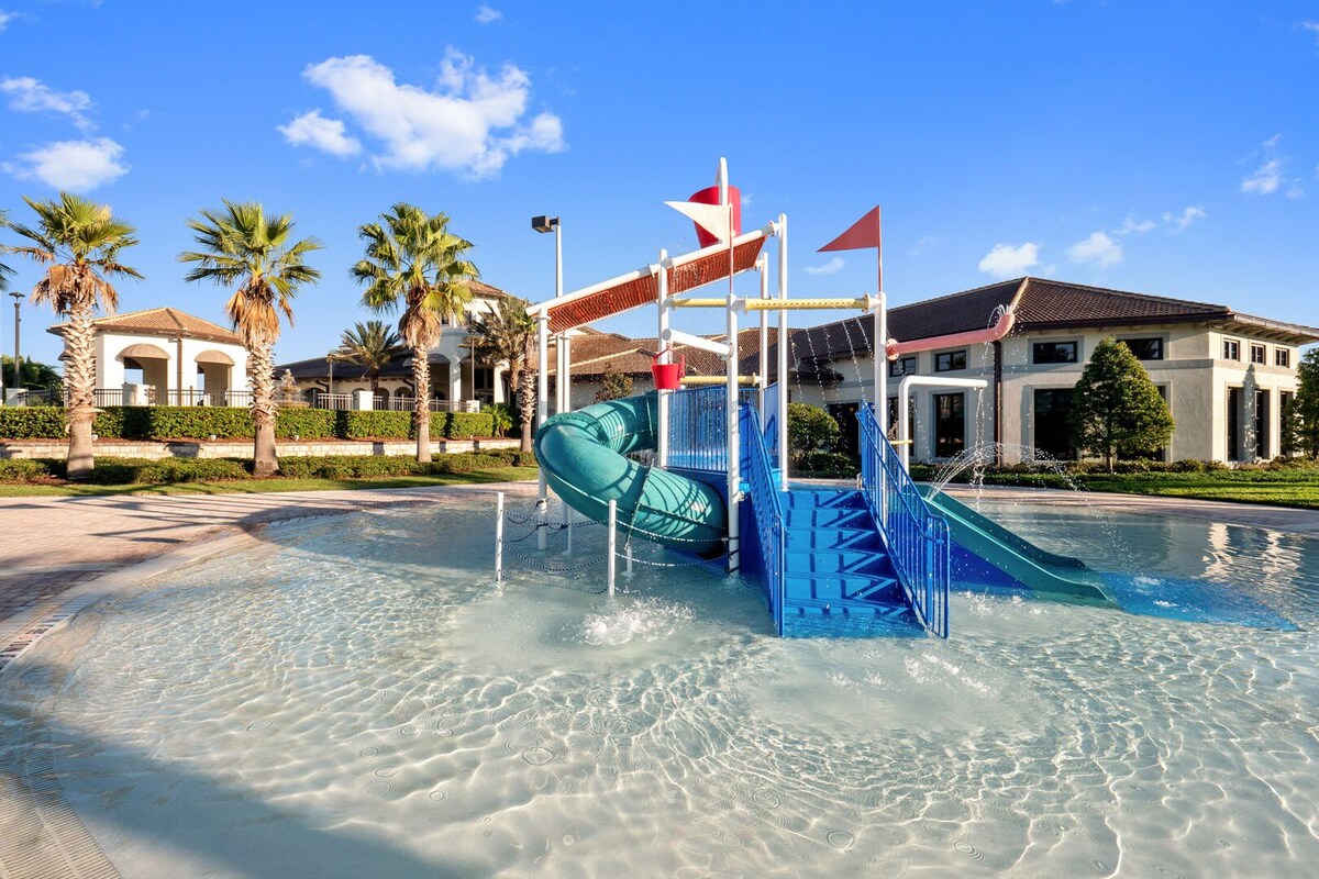 Mins to Disney + Free Water Park w/ Lazy River