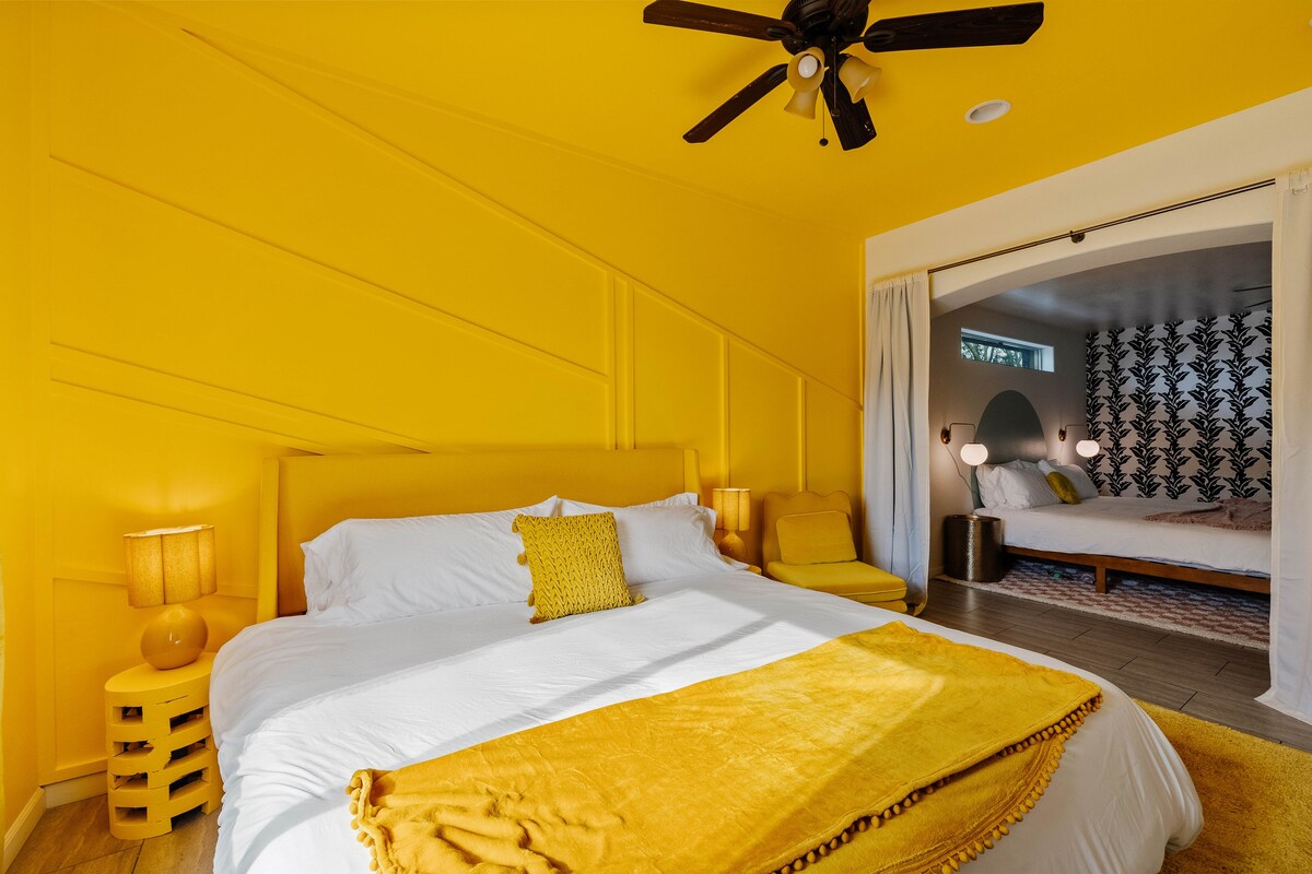 Spacious home w/private pool & game room