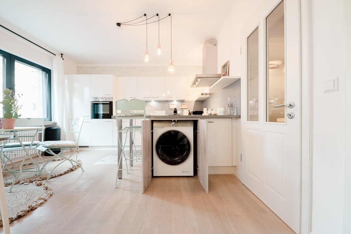 Surprise! A washer/dryer under there for added convenience