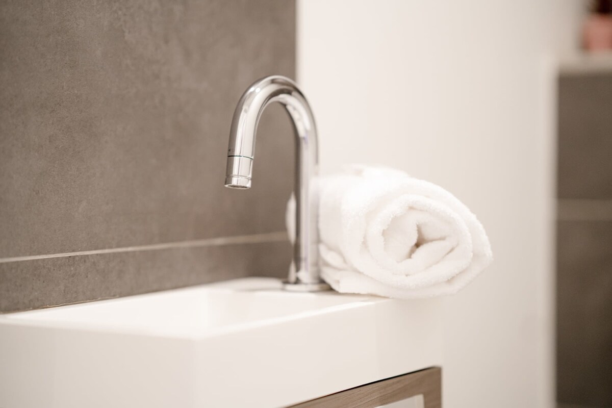 Modern features & essentials