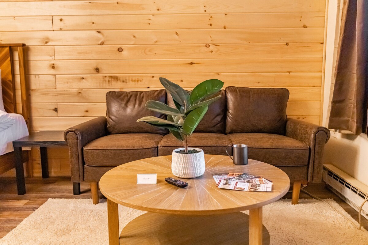 Modern Pocono Retreat | Firepits