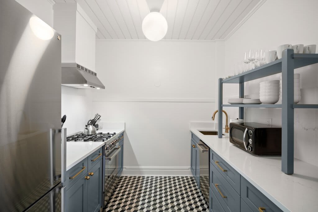 The Adaline #1 - Luxury Hyde Park Apt Near Bayshore 5