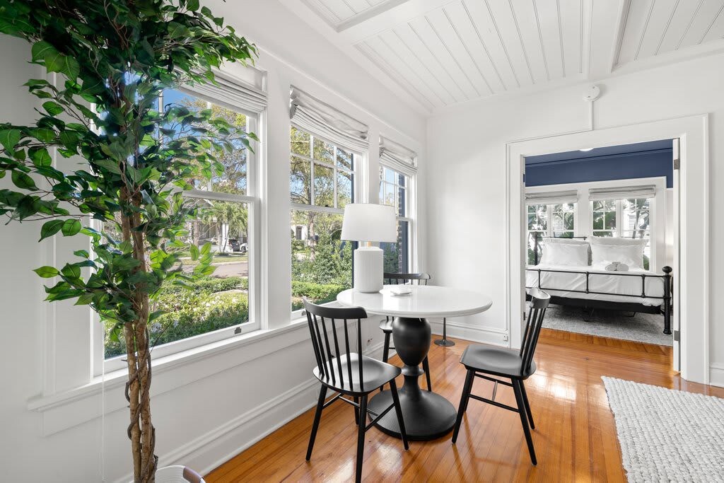 The Adaline #1 - Luxury Hyde Park Apt Near Bayshore 3