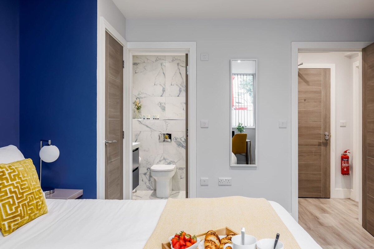 Comfy & Cosy 1-bed Apt w/ Free Parking & WiFi