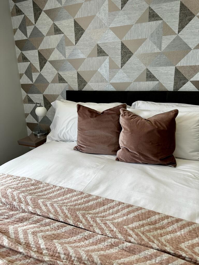 Brand NEW! Homely 1-bed Apt w/ Free Parking & WiFi