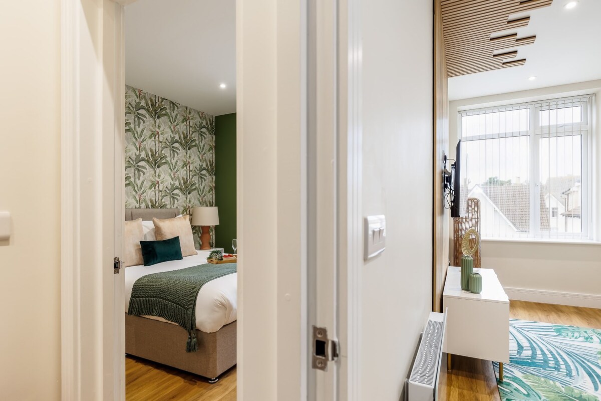 Beautiful, Bright 1-bed Apt w/ Free Parking & WiFi
