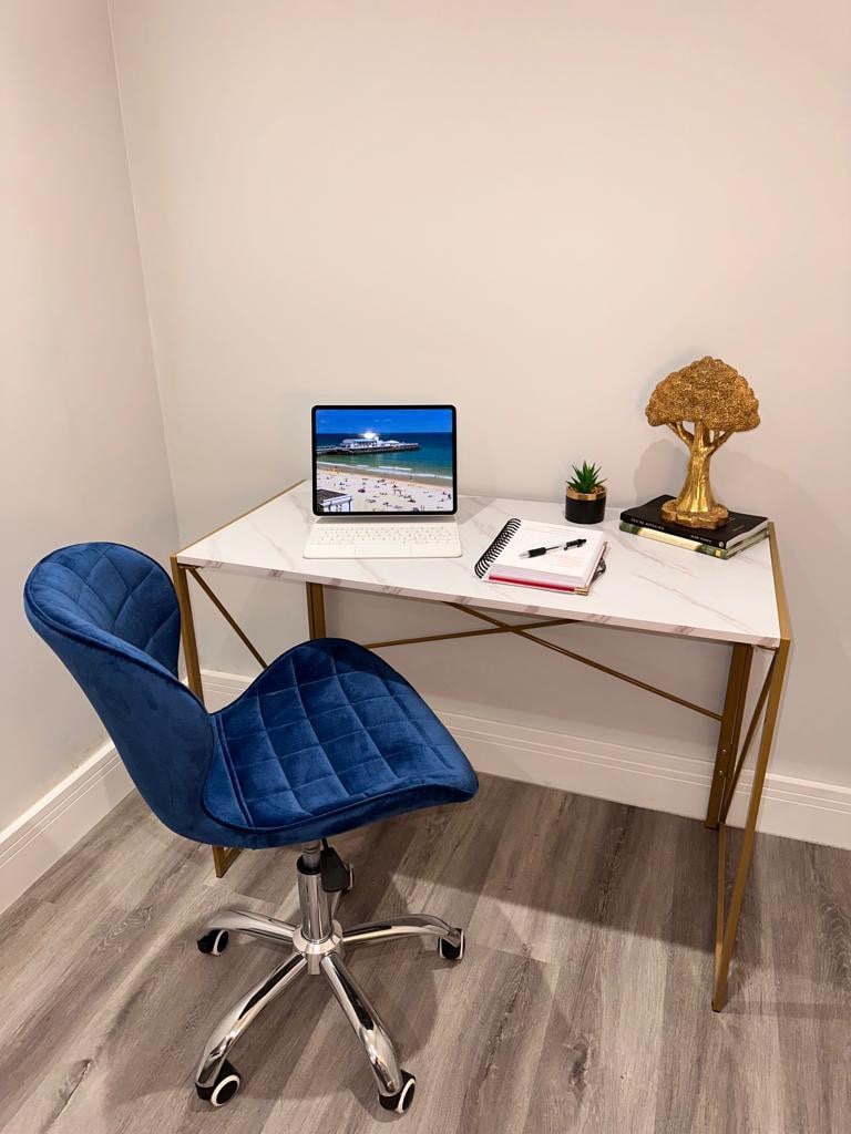Spacious 1-bed Studio Apt w/ Free Parking & WiFi
