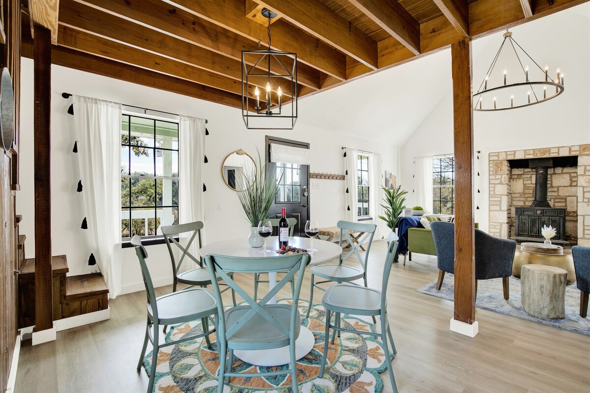 Sunday Circle - Hot Tub & Hill Country Wine Trail — Fredericksburg, TX — vacation rental
