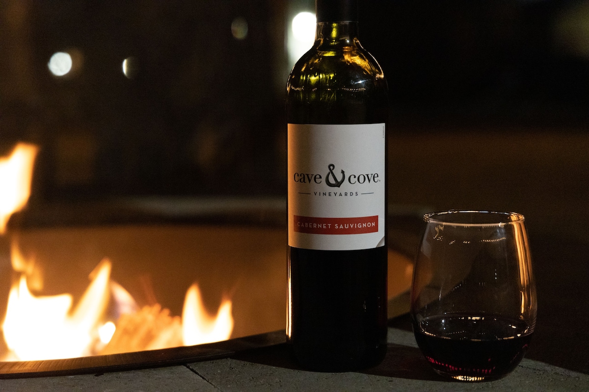 Modern Pocono Charmer | Firepits | Pet-Friendly