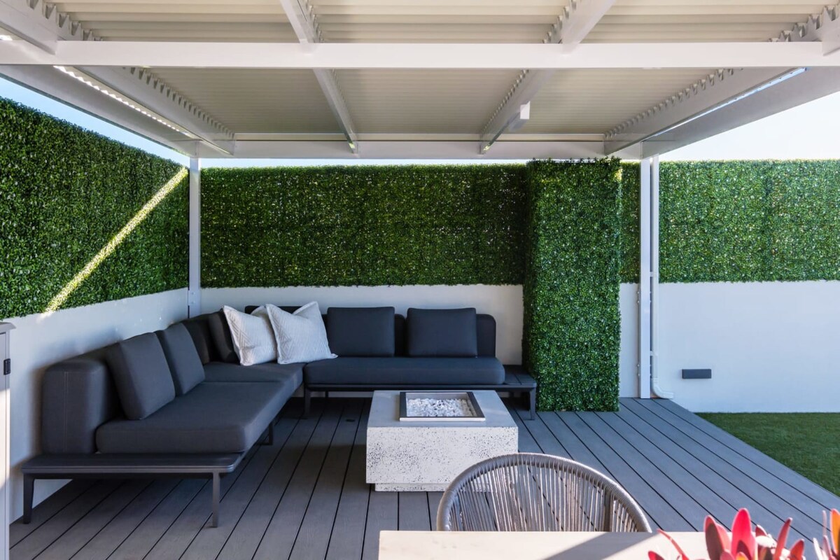 Luxurious Penthouse w Sweeping Views Sea Point Penthouse 10