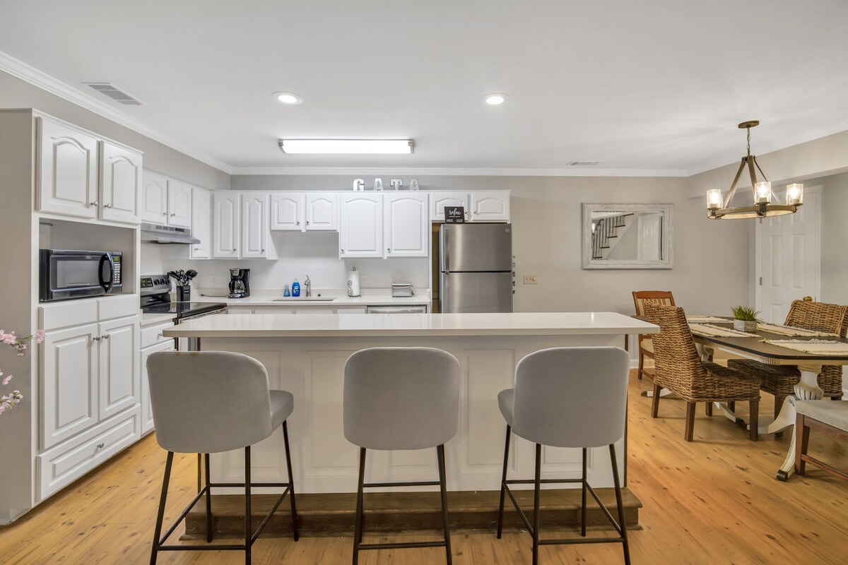 Freedom's Flight - The Post Lofts 6