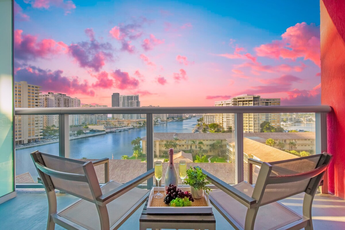 Pool | Apartment w/ Balcony +Gym + Near Beach — Hallandale Beach, FL — vacation rental