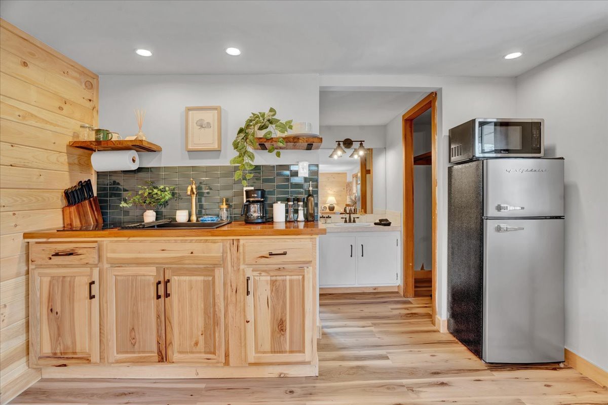 Elements Modern Cottage | Firepits | Pickleball