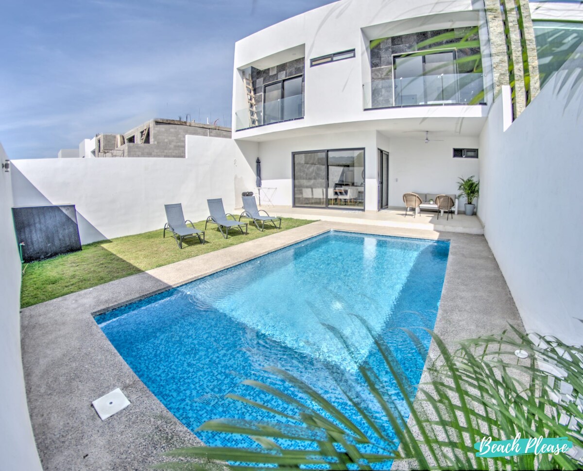 Villa 16: 5BR & Private Pool w BNayar Beach Club — Cruz de Huanacaxtle, Nayarit — vacation rental