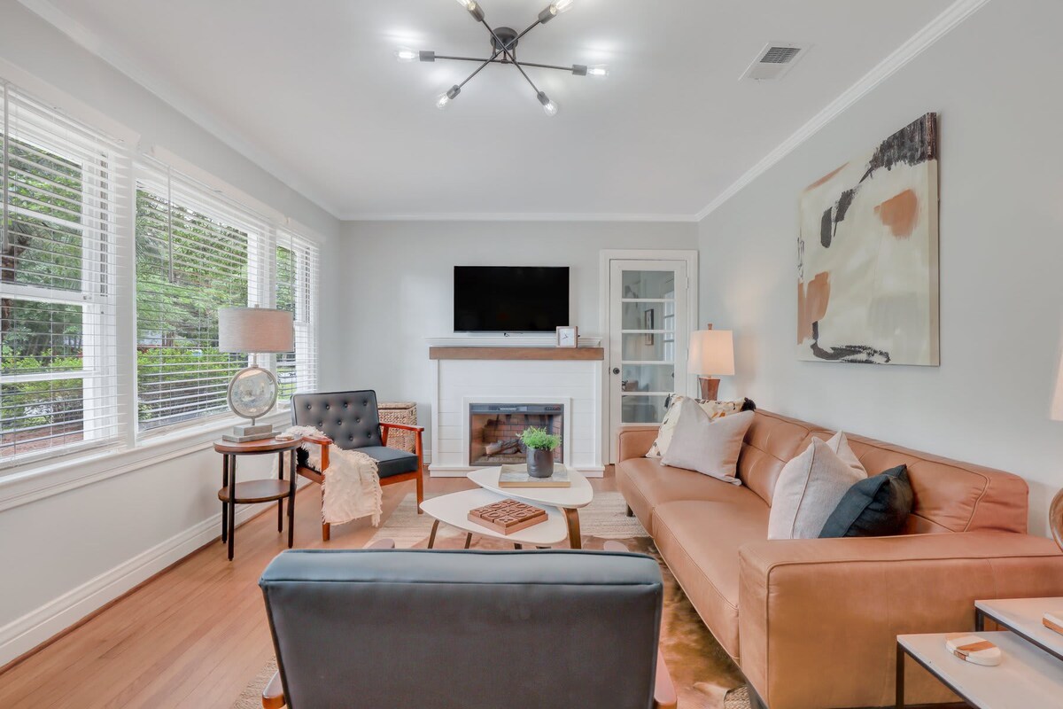 Mid-Century Bungalow - Blue Mile & Close to GSU! 4