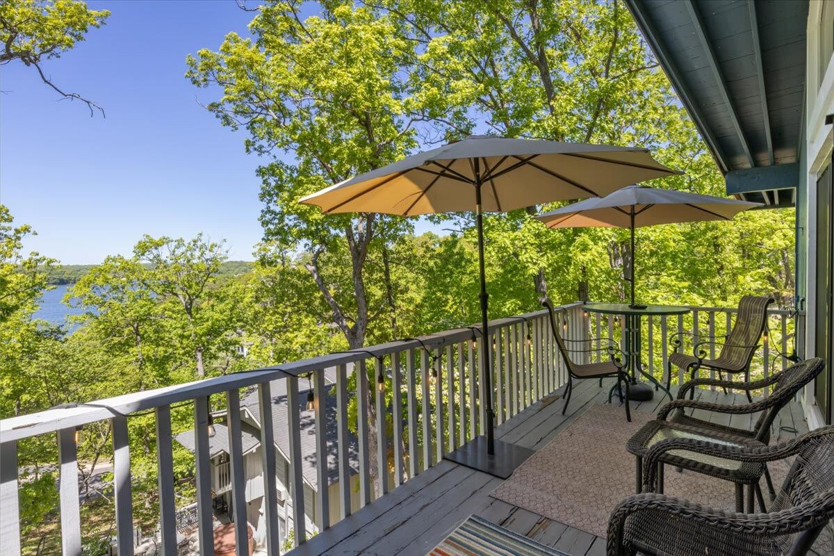 Margaritaville house next to pool — Osage Beach, MO — vacation rental