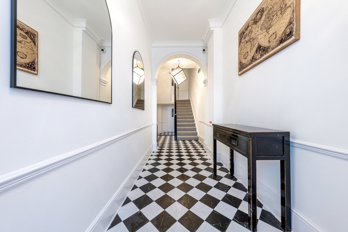 2B Apartment next to Park Lane in Hertford Street W1J 7SS - Property image 14 - VivreStays