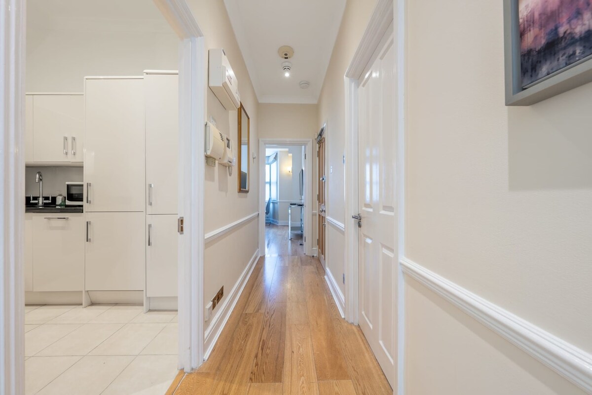 2B Apartment next to Park Lane in Hertford Street W1J 7SS - Property image 16 - VivreStays